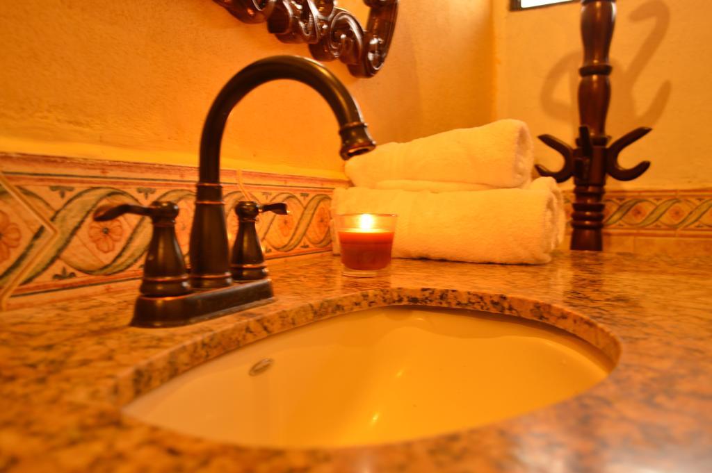 Hotel Real Leon Phòng bức ảnh