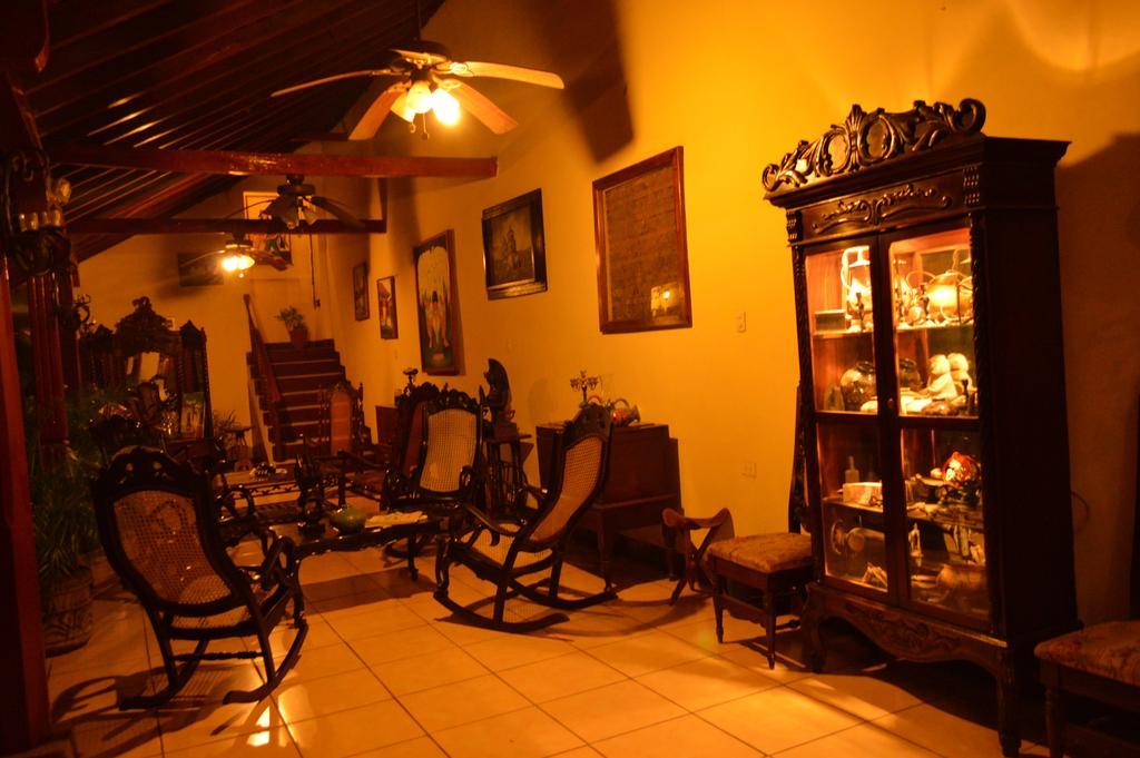 Hotel Real Leon Ngoại thất bức ảnh