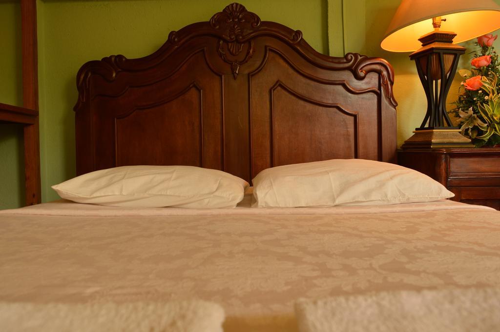 Hotel Real Leon Phòng bức ảnh